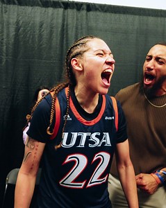 24 reactions · 6 comments | UTSA Women's Basketball ADVANCES UTSA: 62 RICE: 54 The Roadrunners are Semifinal bound! #HoopsAtTheStar ⭐️ | Conference USA | Facebook