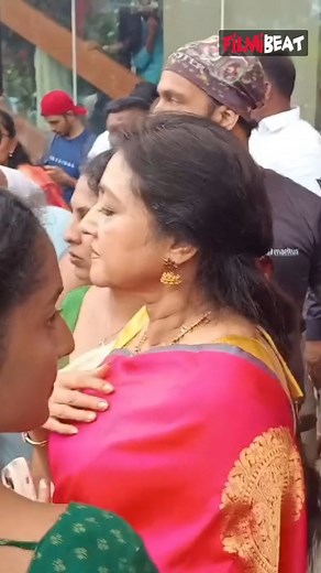 30K views · 122 reactions | "കാളിദാസിന്റെ വിവാഹത്തിന് മുൻപ് മകളുടെ ഉണ്ടാകും": Parvathy On Kalidas Jayaram Wedding #KalidasJayaram | Malayalam Filmibeat | Facebook