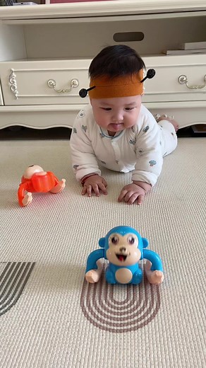 Đồ chơi khỉ con nhào lộn cho bé | Ghiền Trẻ Con