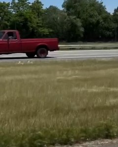 104K views · 803 reactions | Wait, WHAT?  A pickup truck driver was spotted going in reverse on an interstate while keeping up with traffic. | azfamily 3TV CBS 5 | Facebook