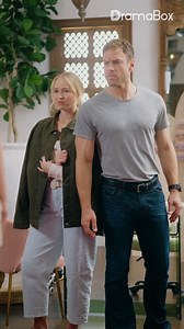 952K views · 10K reactions | Watch the whole episode for free https://short.inbeidou.ai/link/dramabox/serial/2qfGRLGg/12 | #EmergencyMarriageToMySecretBillionaire #shortsvideos #newyork #truelove #RomanticShort #LoveStory #RomanticMoments #facebookreel #DramaBox | Drama movie | Facebook