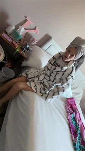 Come back to bed #bffs