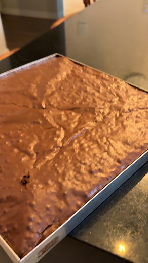 Hoje foi dia de fazer brownie #brownie #rotina #confeiteira #delivery #doces