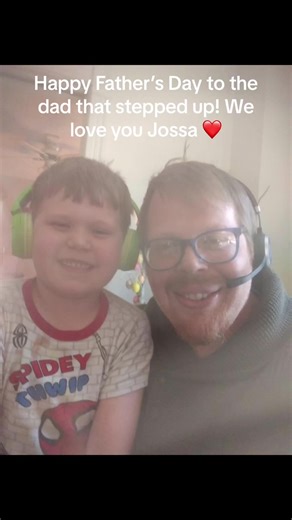 Happy fathers day to the best dad i could ever dream of for bean! We love you ❤️