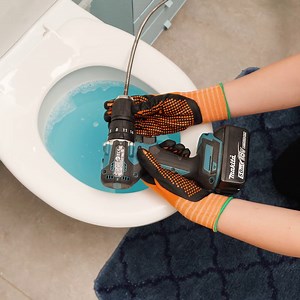 1.4M views · 1K reactions | Clean Tight Spots With Ease! Thanks for watching! Please be aware that this video is for entertainment purposes only and techniques shown should not be attempted at home! | Science, Tech and Universe | Facebook