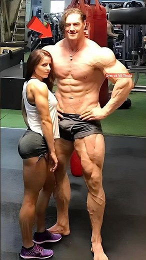 Toà Tháp Di Động Làng Thể Hình 💪 Aaron Reed