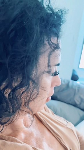 Rise and grind ☺️☀️ #trans #transition #morning #morningroutine #lgbt #transwoman #transisbeautiful | Gabbi Alon Tuft