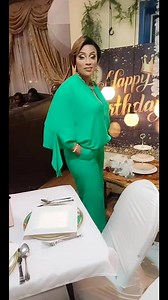 Joyeux anniversaire amour à moi Pluie de bénédictions Mélanie Njango🎂🍾🍾🍾 | Solange Nana