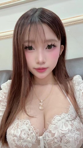 Video của Thư Kỳ (@emilyhuynh_197) với bản nhạc nhạc nền - 助手