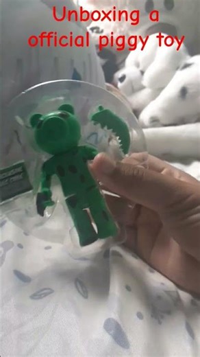 unboxing official a piggy toy