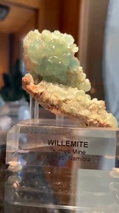 Do you own any Willemite 📷 We are an educational geology and mineral science page and create a huge amount of educational content for free. If you are looking to support the page, consider subscribing, which gives you access to the subscriber page, where questions about mineral related topics, mineral identification and curiosities about fakes can be asked with a far better chance of response. #geology #crystals #minerals #mineralogy #willemite | Saltshack