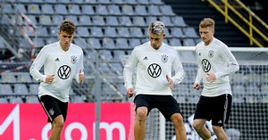 Mit "Bier-Wurf"! Hier beendet Finke die Hummels-Debatte