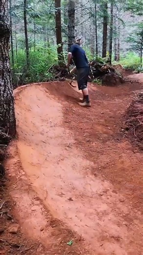 Satisfying trail building time lapse ⛏ 🎥: @markymath #trailbuilding #downhill #dhmtb #freeride #mtbike #biking #mtb #mtblife #vtt #nodignoride #mtbracing #mx #mtbworld #mtbbrasil #mountainbiking | BikeStable