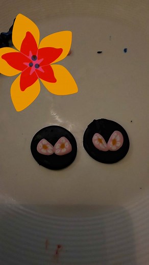 Polymer clay flower cane pattern.. just a trial one. #diystyle #supporthandmade #handmadewithlove #polymerclayjewelry #becreativeeveryday | Freda Tamdodo