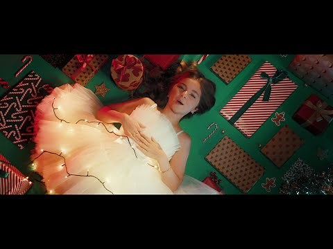 Valentina - All I Want For Christmas Is You (clip officiel)