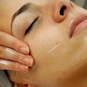 The skin care program covers the knowledge and procedures needed to run a successful skin care business. It also satisfies the licensing requirements for freelance makeup artists practicing in Florida. Students are trained to provide a variety of services that include skin analysis, facial massage and treatments, peels, waxing, and basic makeup artistry. Our Master Pro Program includes all the skin care courses! | Cosmix School of Makeup Artistry | Facebook