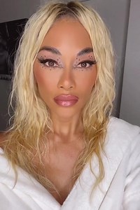 Pop megastar debuts dramatically different new look - so can YOU tell who it is?