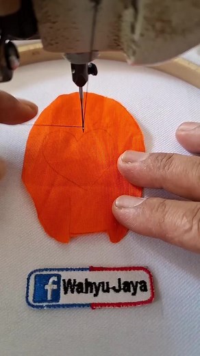 Manual Embroidery Design Techniques for Sewing Projects