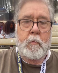 Hey sport fans , yours truly in #drakestadium at #ucla, one of the true sanctuaries of our sport. Hammer Throw going, women’s pole vault starting 6:30 pm, so they have sunlight, #usatfLAgrandprix, #continentaltourgold, #trackandfield, #runblogrun | RunBlogRun