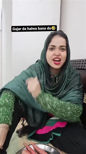 Gajar🥕ka halwa bana do🤣 ~ Nagi Vlogs #comedy #funny #funnyvideos | NAGI VLOGS