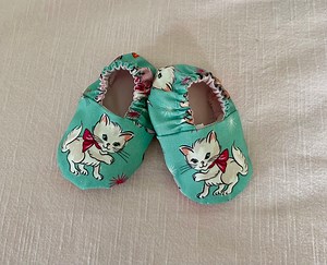 Handmade Kitten Baby Booties: Cotton Crib Shoes, 3 Month Size - Etsy Australia