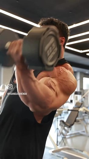 Last reps: Guosheng Yuan ifbb pro #muscles #bodybuilding #gym #makegreatthebodybuildingagain #workout #culturismoitaliano #bodybuilder #bb212lbs #ifbbpro | Culturismo Italiano