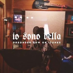 IO SONO BELLA 🌹 Preorder now on iTunes http://umusic.digital/iosonobella/ #IOSONOBELLA #6settembre | Emma Marrone
