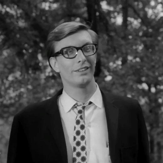 This film is famous for popularizing the modern portrayal of zombies 🧟 #Halloween #zombie | Pineapple