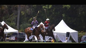 El Torneo Internacional de Polo Gay #Lexus se lleva a cabo este año en The International Polo Club en Newport, Rhode Island. En nuestro nuevo video, conocerás a dos apasionados jugadores de polo LGBTQ, Tiffany Busch y Gus Larrosa hablando sobre lo que es jugar polo, lo que hace a un gran jugador de polo y lo que más les gusta del polo. También nos dicen por qué la Gay Polo League @GayPolo es tan importante para ellos. Si aún no compraste tus boletos, asegúrate de obtenerlos aquí para los días 12