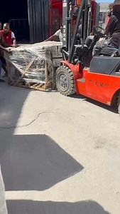 4,700,000Tsh Benelli 150s -Streetfighter-style naked body -Sporty...