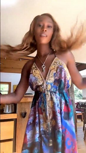 Vanniall the Hottest Shemale showing up some dance moves