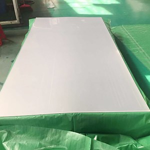 [Hot Item] Ultra Reflective Pet MDF Board for Premium Kitchen Counter Surfaces