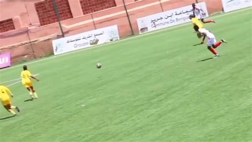 Maroc Botola Pro 2 - féminine /25e journée Kadidja Témé passeuse décisive 🎯 Pour l'avant dernière journée du championnat le Club Jeunesse Ben Guerir de notre compatriote Kadidja Témé a disposé del’association future star (2-0). L'international Aigle Dame a distillé une passe décisive. Kadidja compte désormais 17 buts et 5 passes décisives en Championnat. Bonne continuation KT 👏 | Yiriba SPORT 2.0