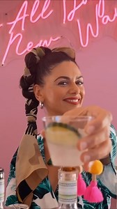 Explore SOBEWFF® events starting at $95! Join your favorite Food Network stars at walk-around tastings on the beach & intimate dinners across Miami. | Food Network South Beach Wine & Food Festival