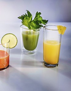 Jus ananas, poire et citron vert pour 2 personnes - Recettes - Elle à Table