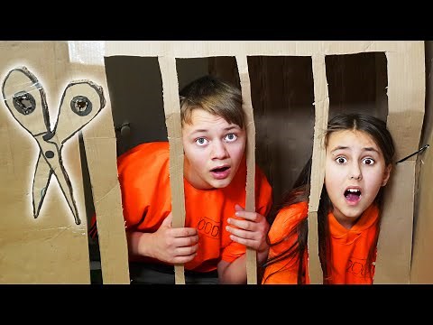 Escaping from the Cardboard Prison. Part 2 || Challenge by AMIGOS FOREVER! Series