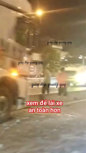 Tan Thoi Hiep bridge truck hit median strip #shorts