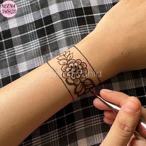 149K views · 1.3K reactions | Negative space in different shapes mehendi design 2024 #heenavahid #exploremore #henna #art #mehendi #viralvideo | Mehendi Art by Heena Vahid | Facebook