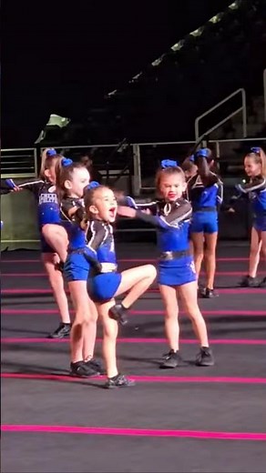 "Give Em Facials" #cheerleading #cheerlife #cheershe8 #subscribe #comment #share #like #allstarcheer