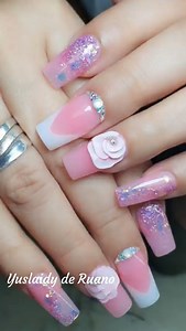 Aplicación de uñas esculturales. | Yuslaidy de Ruano