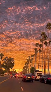 25K views · 370 reactions | Here there are day and night for six months. #daytrip #fact #sciencefacts #moon #Bharath #Egypt #metime #fbreelsvideo #fbreelsfypシ゚viral #fbreels #fbreels23 #asanwarriors #americana #australia | Universe Facts | Facebook