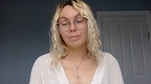 Our Open Days offer the perfect chance to learn about: ✅ Our subject departments ✅ Our accommodation ✅ Our campus ✅ Our student lifestyle Lucy, a current student, shares her own experience. Book now for 17 or 18 June: http://ow.ly/Sxc750Jw2XY | University of Reading