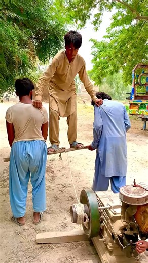 very funny old diesel engine start technique | Indian Farmer