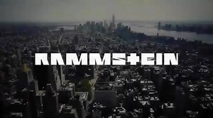 Rammstein Full Concert Madison Square Garden (2010) Setlist. 1- Rammlied 2 - B******** 3 - Waidmanns Heil 4 - Keine Lust 5 - Weisses Fleisch 6 - Feuer frei! 7 - Wiener Blut 8 - Frühling in Paris 9 - Ich tu dir weh 10 - Du riechst so gut 11 - Benzin 12 - Links 2-3-4 13 - Du hast 14 - Pussy Encore: 15 - Sonne 16 - Haifisch 17 - Ich will Encore 2: 18 - Engel Para más noticias, música, fotos, vídeos memes y demás dale like a la página comparte o síguenos 🐱 Gato Techero 🐱 | No más reggaeton
