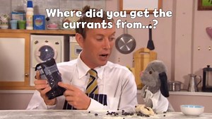 Who's for one of Sweep's hot cross buns? | The Sooty Show