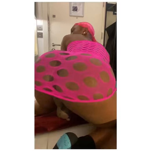 RT @SonjaRed2Spicy: Last night in London and I’m doing what I want, getting fucked by a Big Black Dick all night.💦💦💦