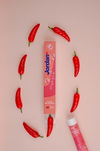 Have you ever wondered what cool mint chili toothpaste tastes like? 類 Try Jordan Oral Care's new toothpaste today and find out! ️ Share this post with your friends and ask them to try it with you! It's the perfect way to freshen up your breath and keep your teeth healthy. #JordanOralCare #NewToothpaste #NaturalFlavors #FreshBreath #OralHealth | Jordan Malaysia | Facebook