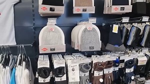 Et si on vous montrait en vidéo tout ce qu'on peut trouver dans nos magasins ? 😁🥳 Une cliente de notre magasin de Lescar vous fait découvrir nos bonnes affaires et nos univers Max Plus 😁 Voici la liste de nos magasins 👇 https://maxplus.fr/magasins/ #MaxPlus #discount #affaires | MAX PLUS