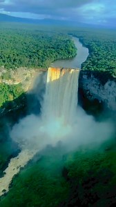 Kaieteur! You simply cannot visit Guyana without visiting Kaieteur Falls. 🇬🇾 Booking a tour: You can only get to kaieteur falls via plane or overland which can take several days hiking. 🇬🇾 The tour: A flight to kaieteur is a little over an hour. Once you land at the falls a guide will meet you and take you to 3 viewing points. During the hike you will also learn about the flora and fauna including the sundews, cock of the rock, golden frog and tan bromeliads. At each viewing point you will l