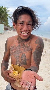 3.4K views · 93 reactions | Popcorn in eye magic trick 濫 #magictrick #magician #closeupmagic | Magicians | Facebook